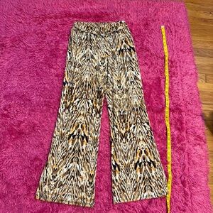 Animal Print Wide-Leg Pants C015